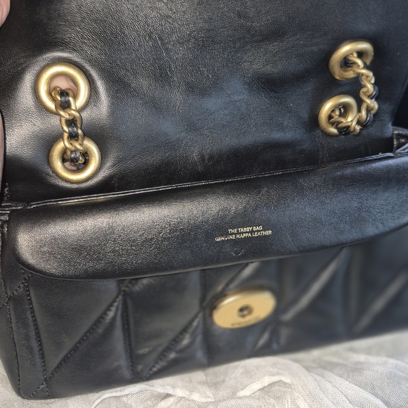 Coach  Quilted Crossbody/Shoulder Bag with Gold Chain Small but Mighty Tabby 20 - Picture 2 of 11